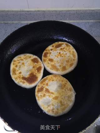 茼蒿猪肉馅饼的做法步骤:13