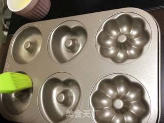巧克力甜甜圈的做法步骤:6