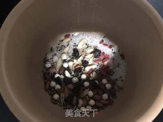 腊八粥的做法步骤：1
