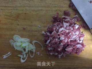 榨菜炒肉丝的做法步骤：2