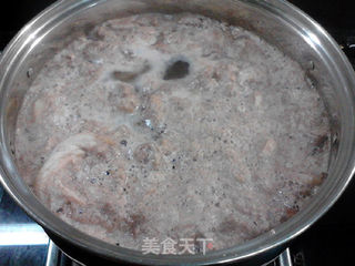 酸菜粉丝羊肉煲的做法步骤:4
