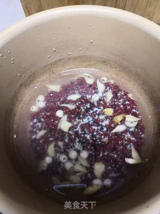 腊八粥的做法步骤:2