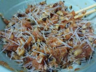 香菇粉丝猪肉包的做法步骤:7