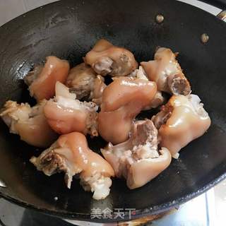 花生炖猪蹄的做法步骤:8