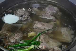 羊肉泡馍的做法步骤：5