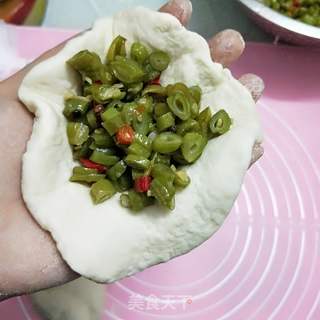 香辣豆角包子的做法步骤:14