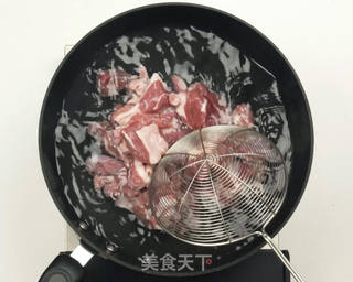 红焖羊肉的做法步骤:5