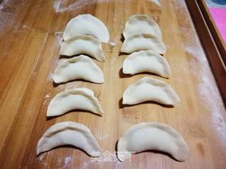 #团圆饭#韭菜鲜虾大肉饺的做法步骤:9