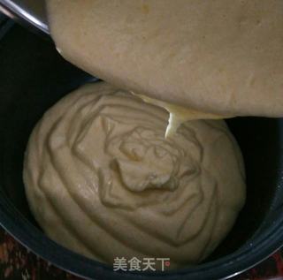 电饭煲戚风蛋糕的做法步骤:8