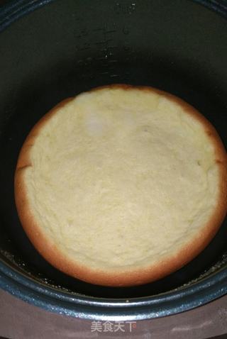 电饭煲戚风蛋糕的做法步骤:10