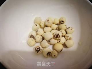 #团圆饭#桂圆莲子粥的做法步骤:2