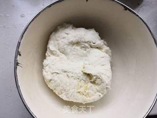 如何做如婴儿肌肤般光滑的老面馒头的做法步骤:6