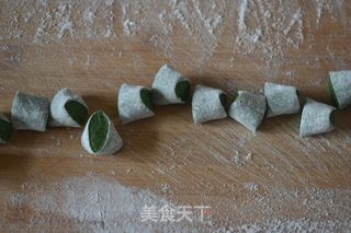 三色饺子的做法步骤：11