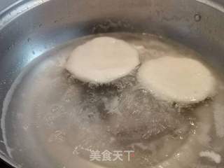 荠菜鲜肉汤圆的做法步骤:4