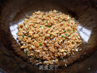 油渣酱油蛋炒饭的做法步骤:8