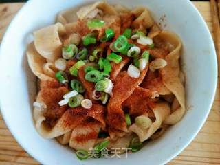 油泼面的做法步骤:7