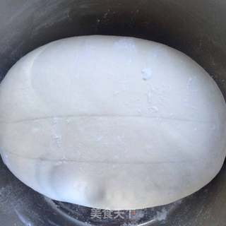 青椒午餐肉包的做法步骤:2