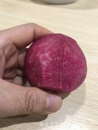 教大家雕刻萝卜花(直瓣月季花的做法步骤:4
