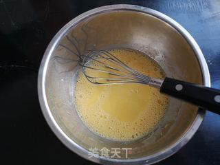 龙猫奶油夹心蛋糕的做法步骤:5