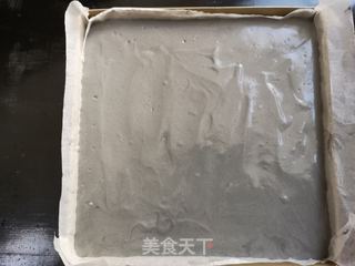 龙猫奶油夹心蛋糕的做法步骤:12