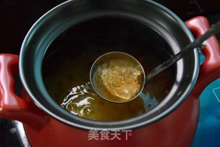 冰糖银耳莲子羹的做法步骤:7