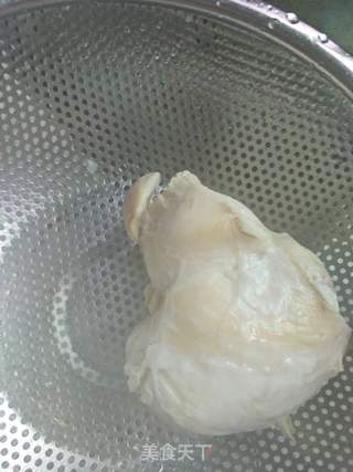 傣味柠檬手撕鸡的做法步骤:2