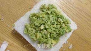 牛油果鸡蛋三明治的做法步骤:6