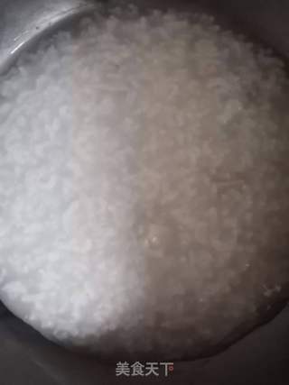 主食—虾米粥的做法步骤：3