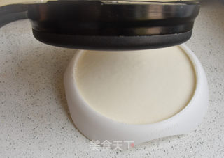 如何巧用小厨具制作快手美味薄饼的做法步骤:4