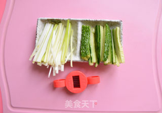 如何巧用小厨具制作快手美味薄饼的做法步骤:9