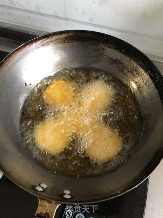 豆沙夹心南瓜饼的做法步骤:12