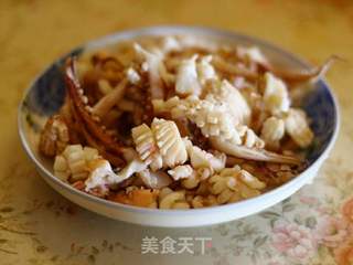 火爆鱿鱼洋葱丝的做法步骤：4