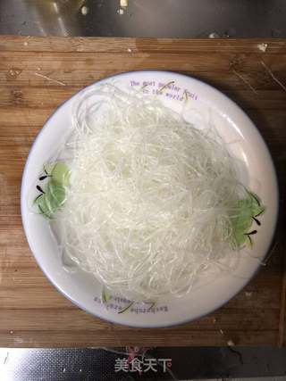 蒜蓉粉丝蒸虾的做法步骤:8