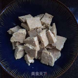 双椒拌肉泥片的做法步骤:2