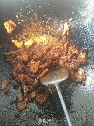 汗蒸回锅肉的做法步骤:10