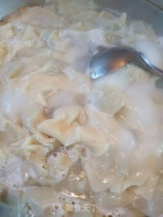 “ 润燥好汤水 ”香菇猪肉馄饨的做法步骤:13