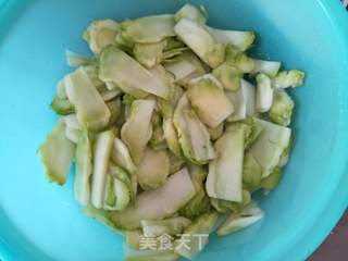 剁椒拌儿菜的做法步骤:3