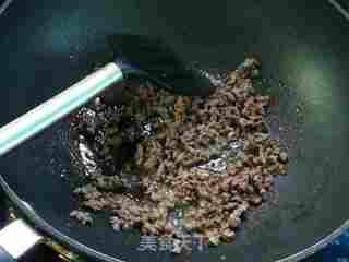 牛肉咖喱炒饭 的做法步骤:5