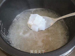 水果银耳汤羹的做法步骤:4