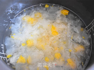 水果银耳汤羹的做法步骤:7