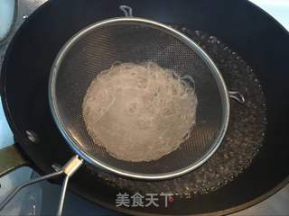 酸汤金针肥牛的做法步骤:4