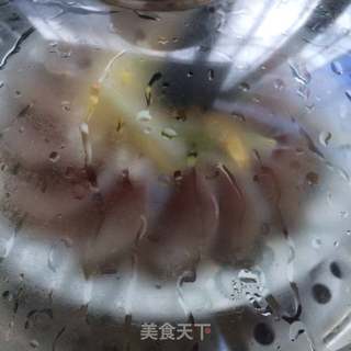 孔雀鲈鱼的做法步骤:4