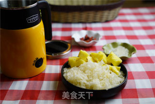菠萝银耳糖水的做法步骤:4