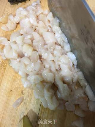 生煎韭菜扇贝元宝饺的做法步骤:2