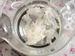 冰糖雪梨的做法步骤:2