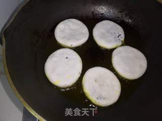 山药糯米豆沙饼的做法步骤:16