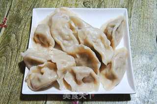 酸菜猪肉馅水饺的做法步骤:6