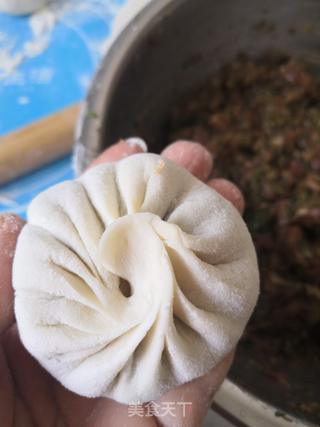 猪肉芹菜馅饼的做法步骤:11