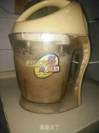 黄豆黑豆豆浆的做法步骤:4