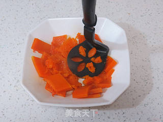 小清新范儿滴【菠菜南瓜蛋糕卷】的做法步骤:3
